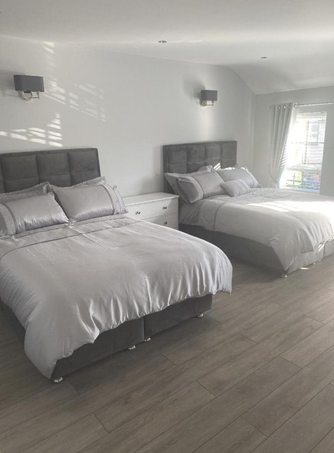 Modern 3-Bed Apartment In Magherafelt Sleeps 8 Eksteriør billede