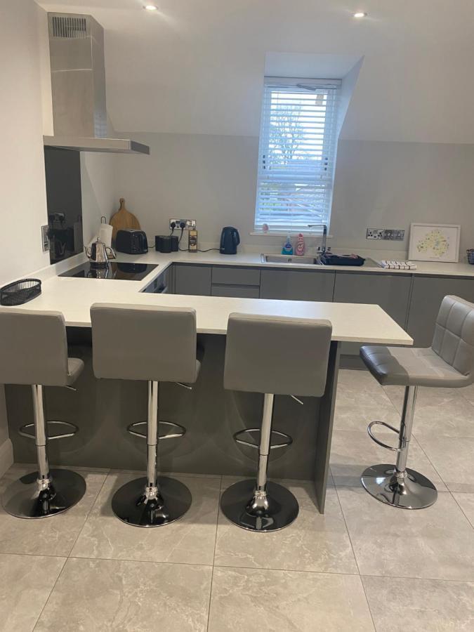 Modern 3-Bed Apartment In Magherafelt Sleeps 8 Eksteriør billede